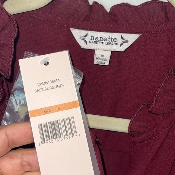Nanette Lepore Womens Pleated Button Front Long Sleeve Blouse Burgundy Small NWT - Picture 4 of 7